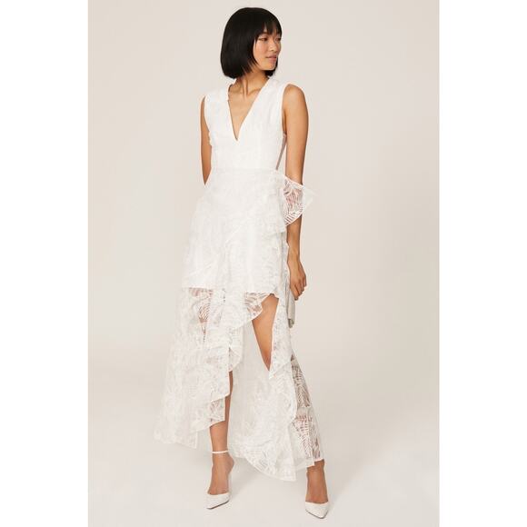 One33 Social Sz 2 White Embroidered Lace Ruffled Overlay Sleeveless V-Neck Dress - Picture 1 of 13